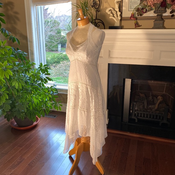 NWOT -  TAYLOR Halter Handkerchief Hem SheathDress - Picture 5 of 16